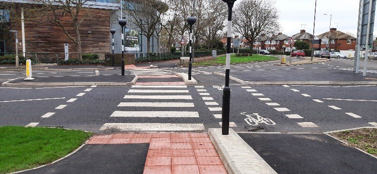 Buckinghamshire’s first parallel crossing boosts safety for cyclists